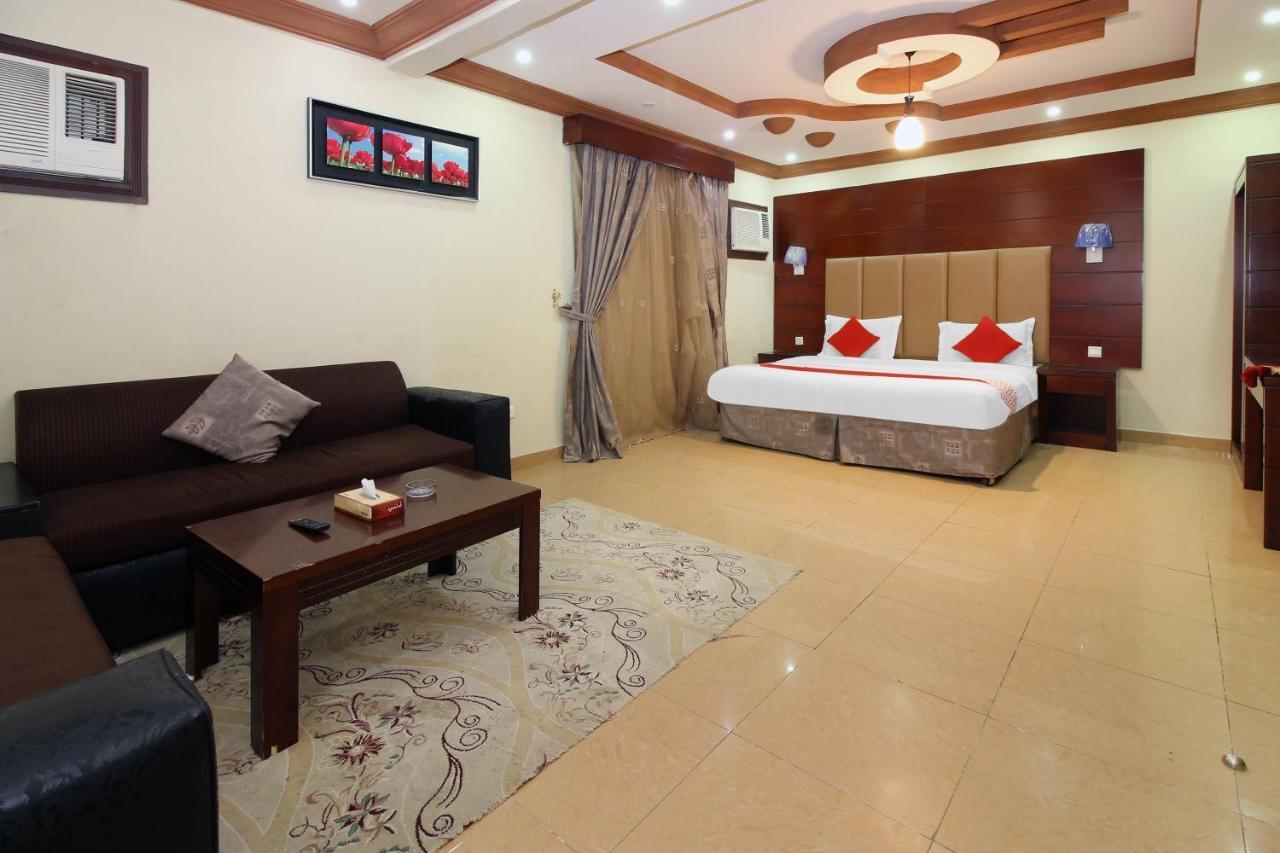Oyo 589 Lavina House Hotel Jeddah Exterior photo